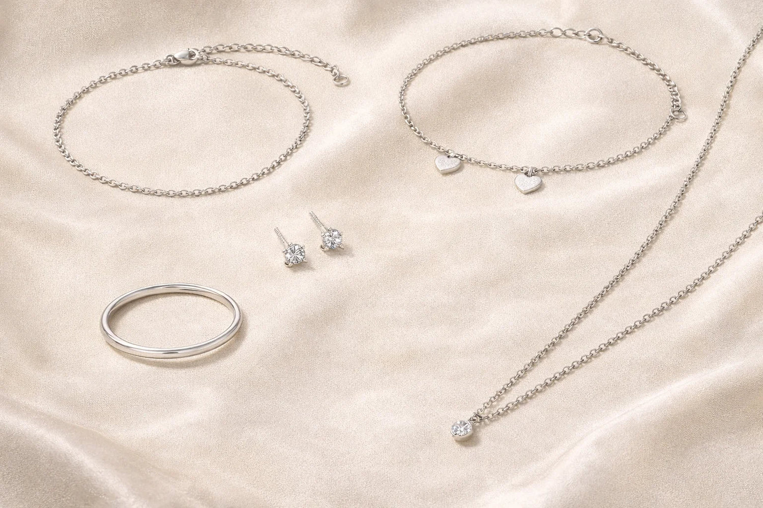 Jewellery Gift Ideas That Suit Indian Style & Everyday Wear