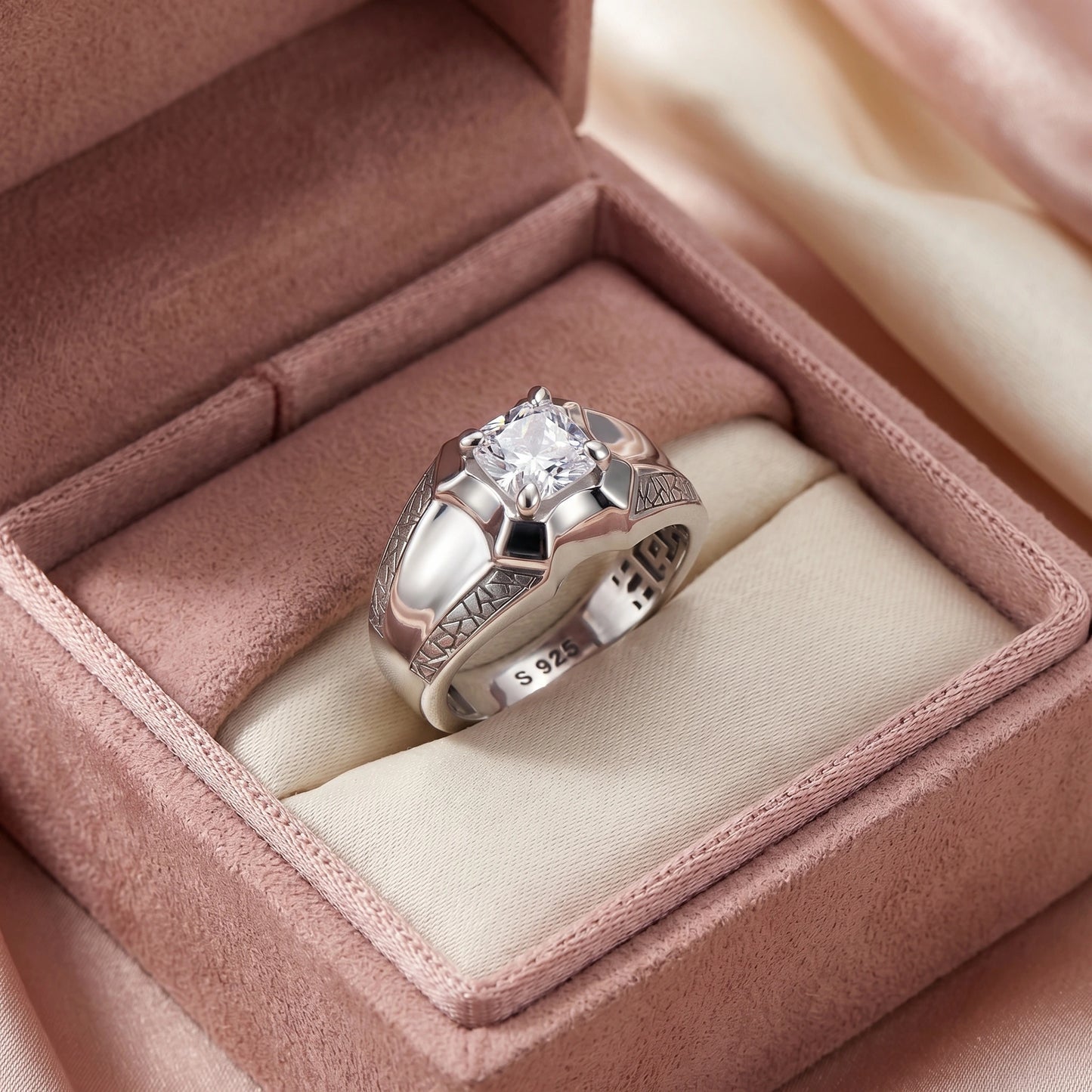 Cushion Solitaire Diamond Ring in 925 Silver Jewellery with Designed Band