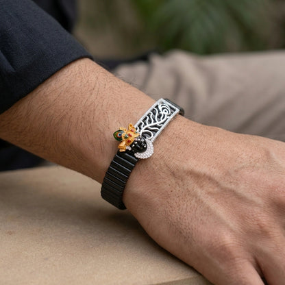 925 Sterling Silver Shrinathji Bracelet – Silver Faith Jewellery with Crown Motif & Black Band