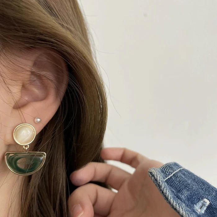 Dreamy green Pin Earrings