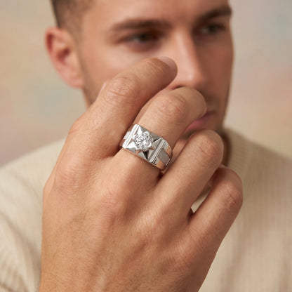 Round Solitaire Ring in 925 Silver Jewellery with Structured Professional Design