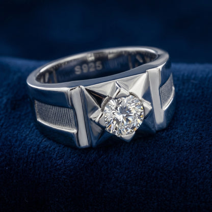 Round Solitaire Ring in 925 Silver Jewellery with Structured Professional Design