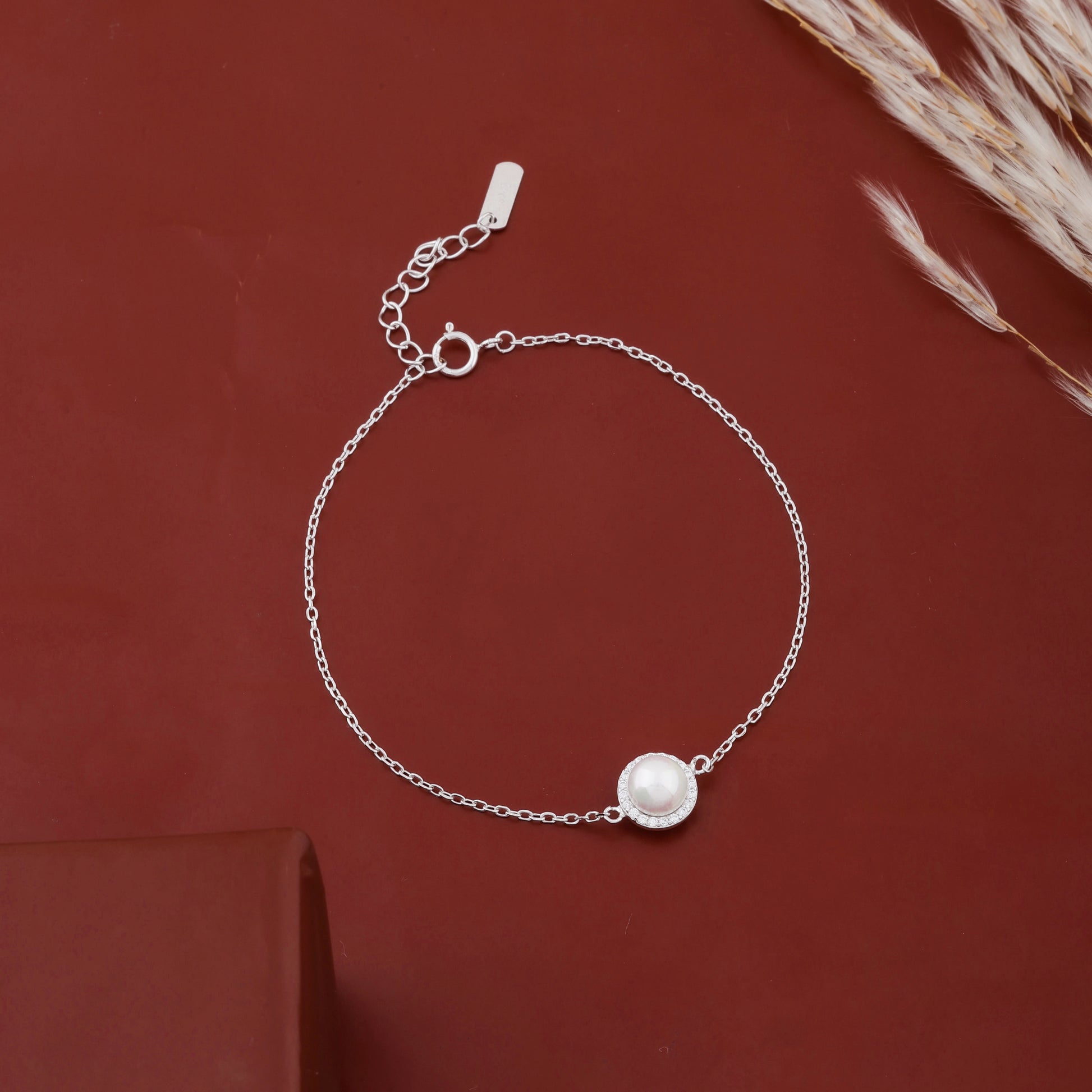 Dainty 925 silver bracelet with pearl charm